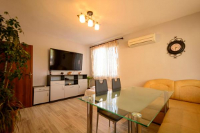 Отель Apartment Yanevi  Лозенец